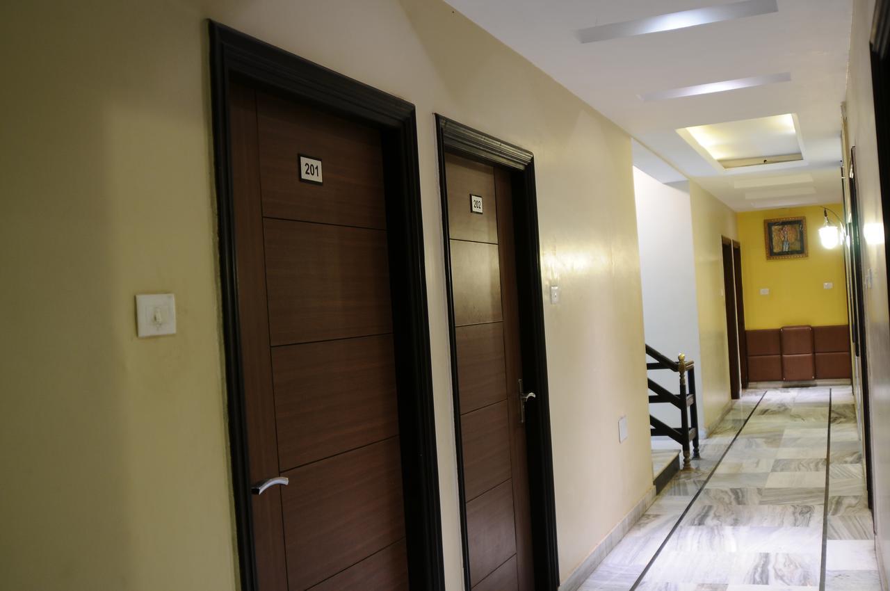 Hôtel Aroma Classic à Jaipur Extérieur photo